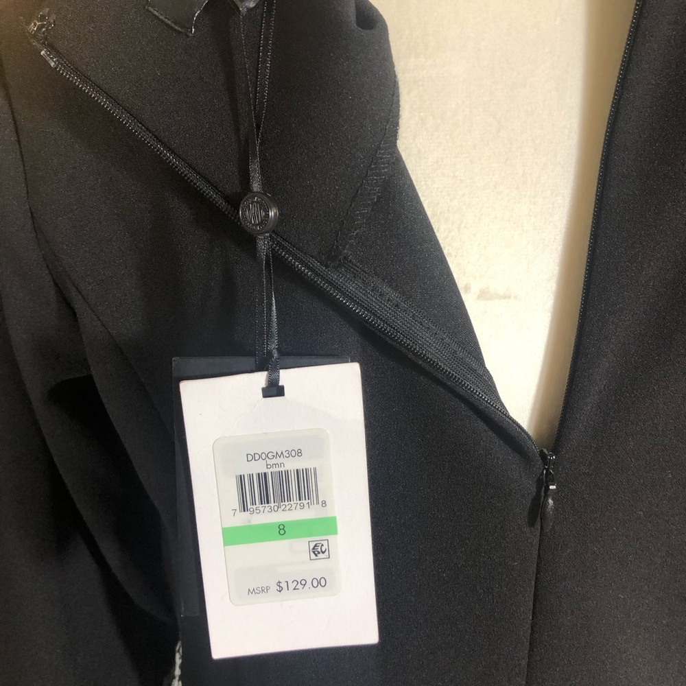 ✨⭐️HOST PICK⭐️✨DKNY Dress Size 8. NWT - Picture 3 of 4